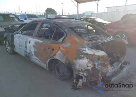 2015 Infiniti Q50 Premium z USA, uszkodzony, nr VIN JN1BV7AP4FM331473